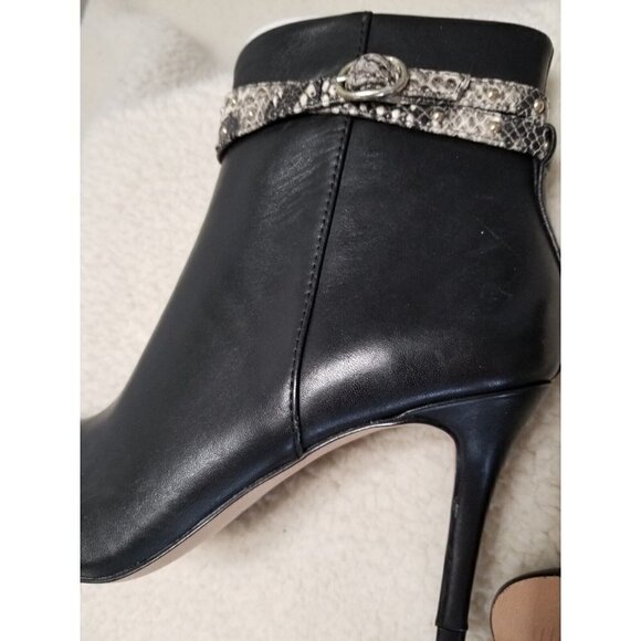 Essex Lane Womens Kami Black Ankle Boots w/Snake Embossed Print Bands Size 7.5 M - Picture 4 of 7